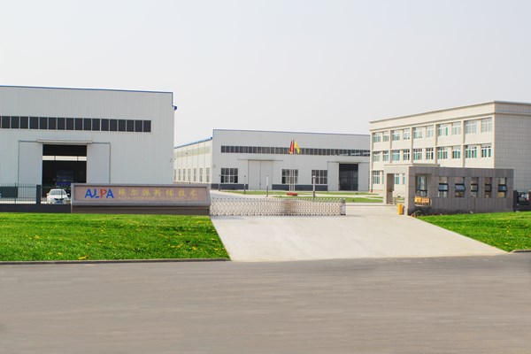定制硅碳材料、氧化亞硅、一氧化硅氣流粉碎機(jī)多少錢(qián)一臺(tái) 山東埃爾派氣流粉碎機(jī)價(jià)格再更新